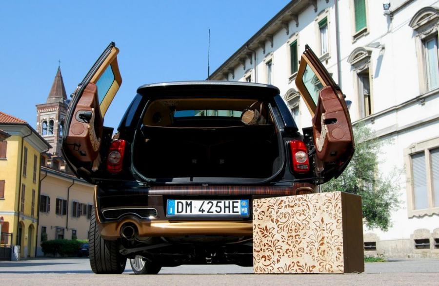  Mini Cooper Clubman Chateau 2009 года  (фото 7 из 16)